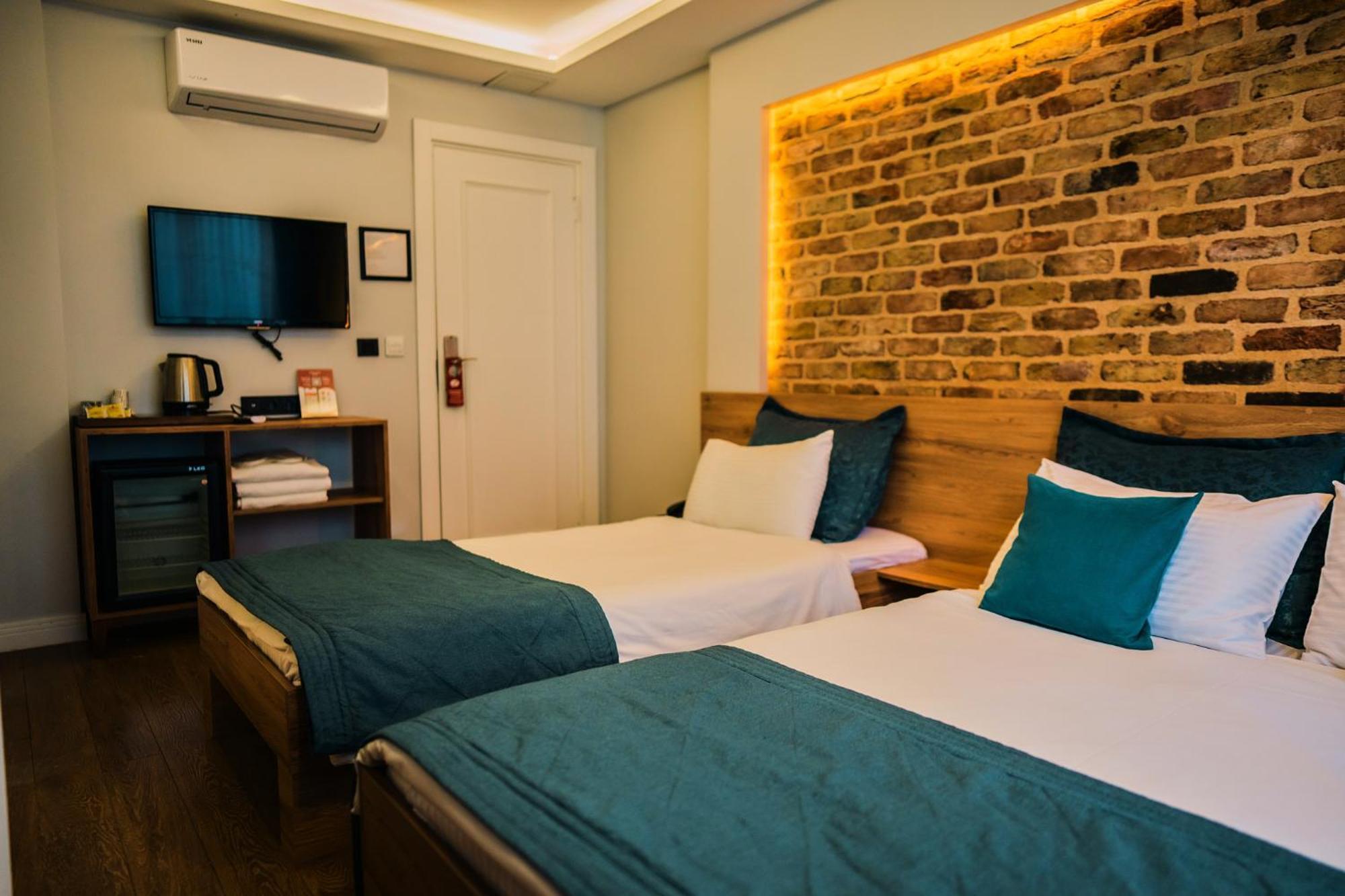Taksim Santa Lucia Hotel Istanbul Exterior photo